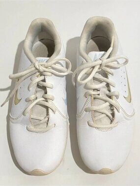Nike Sideline 3 Women's 7 White Cheerleading Dance Fitness Athletic Shoes